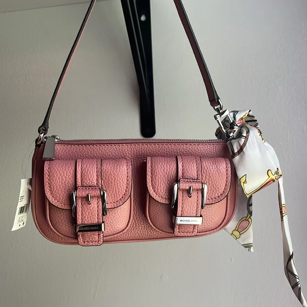 Michael Kors Zoe Small Pebbled Leather Bag - Picture 2 of 9